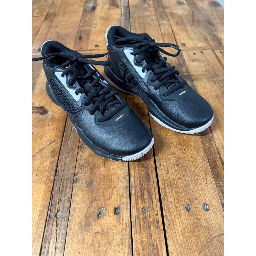 Basketball Shoes Mens 5.5Y Black White Mid Top Athletic Sports Training